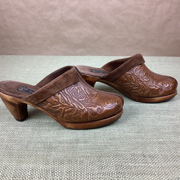 Salpy Leather Tooled Mules Clogs - Picture 5 of 10